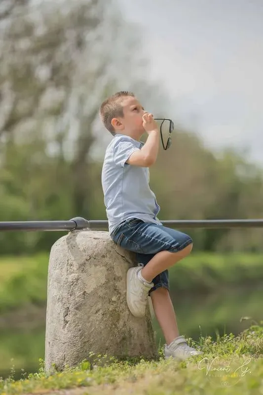 photographe-enfant-exterieur-lons-le-saunier-vincent-g-photographie (15)